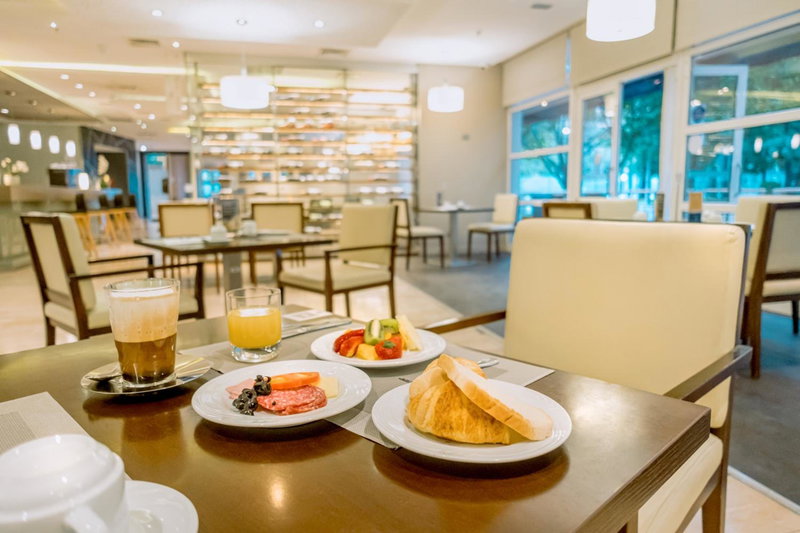 Novotel Santiago Vitacura, Villa Presidente Frei, Чили