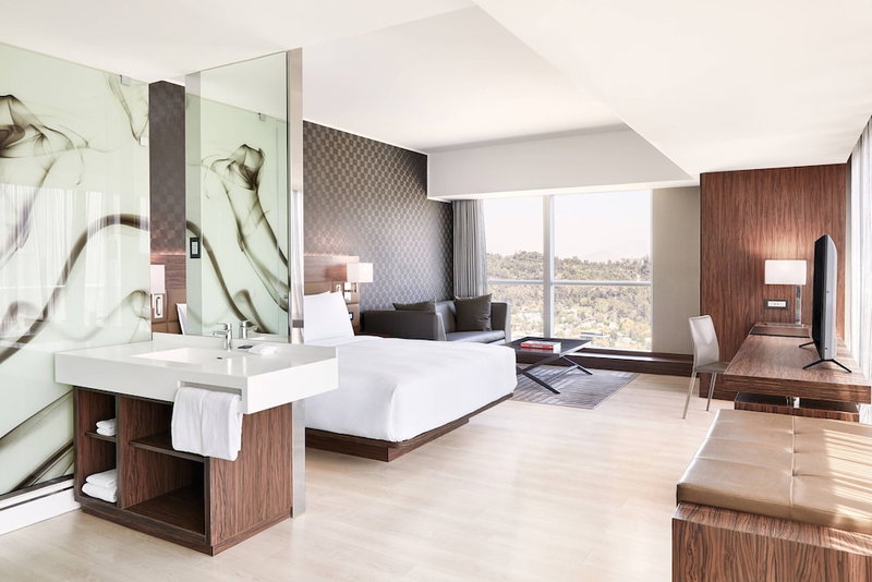 AC Hotel by Marriott® Santiago Cenco Costanera, Villa Presidente Frei, Chile