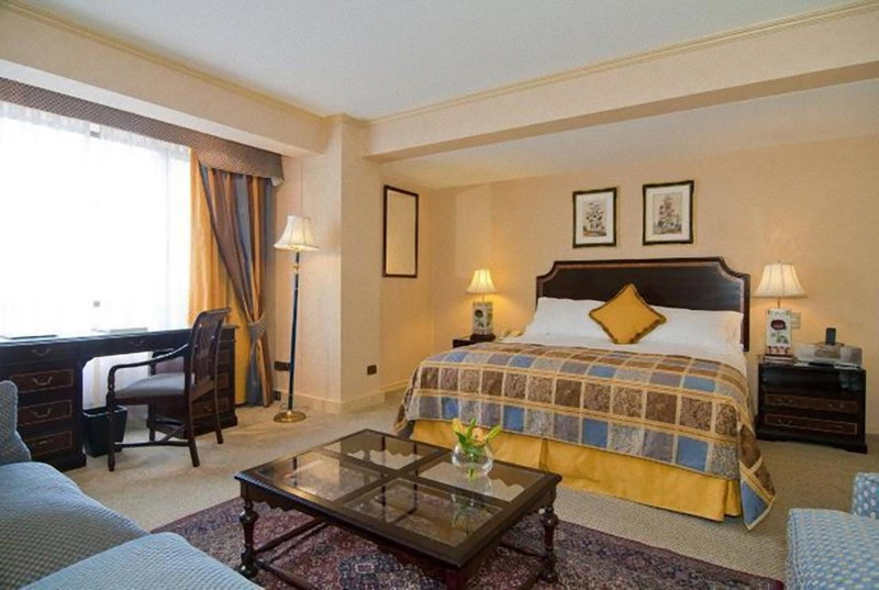 Park Plaza Santiago, Villa Presidente Frei, Чили