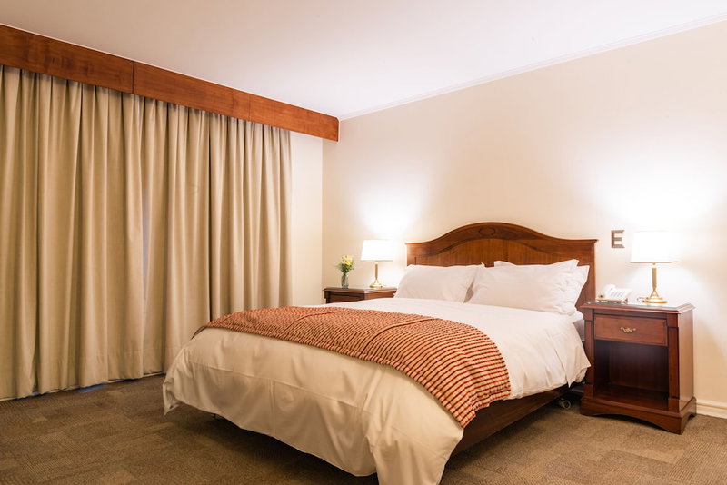 MR Hotel, Villa Presidente Frei, Чили