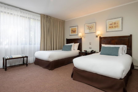 Teclados Hotel, Villa Presidente Frei, Chile