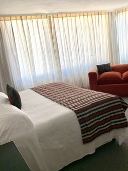 Nogales Hotel & Convention Center, Villa Presidente Frei, Chili