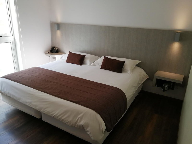 Hotel Elisa Cole, Santiago, Chile
