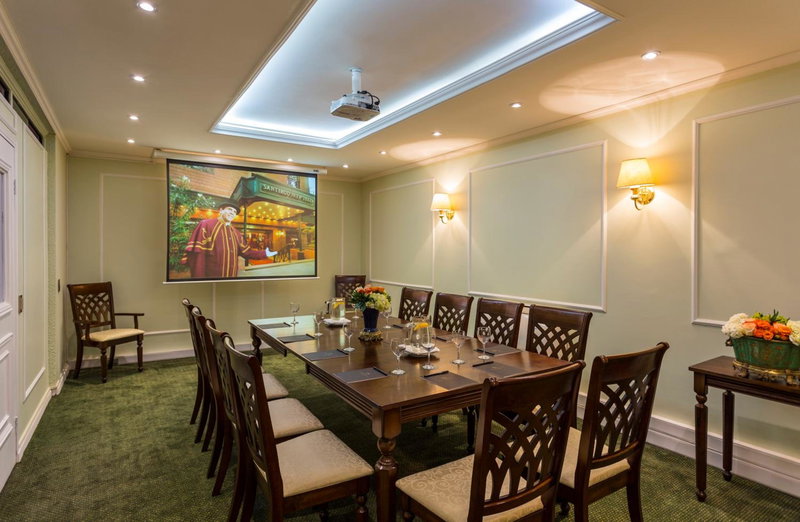 Park Plaza Apartments, Villa Presidente Frei, Chili