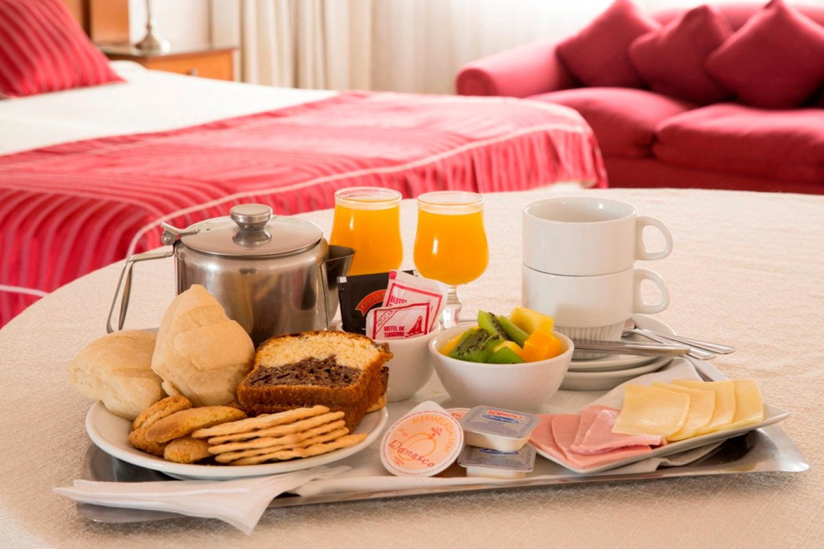 Hôtel · Hotel Montecarlo Santiago, Santiago