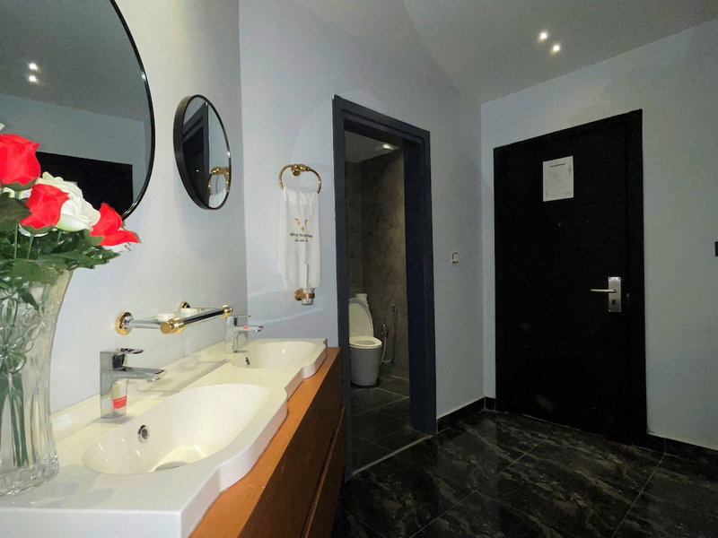 Hotel Vendôme Douala, Douala, Cameroon
