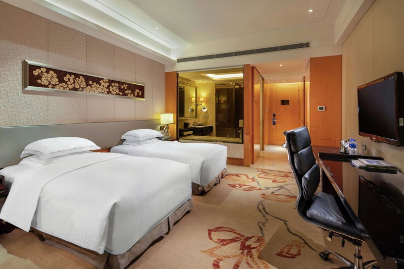 Hilton Guangzhou Baiyun-Conton Fair Free Shuttle Bus Service and Free Registration, Guangzhou, 中国