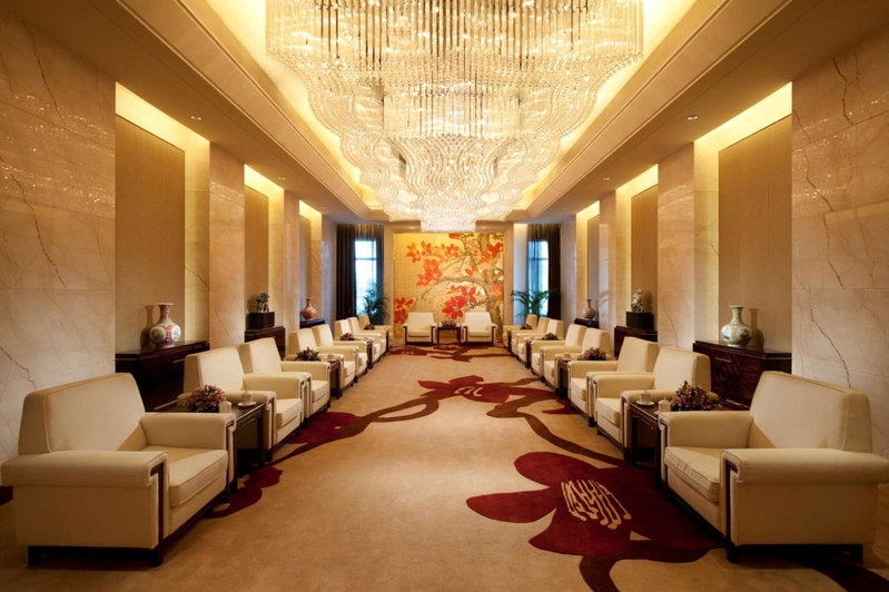 Hilton Guangzhou Baiyun-Conton Fair Free Shuttle Bus Service and Free Registration, Guangzhou, 中国