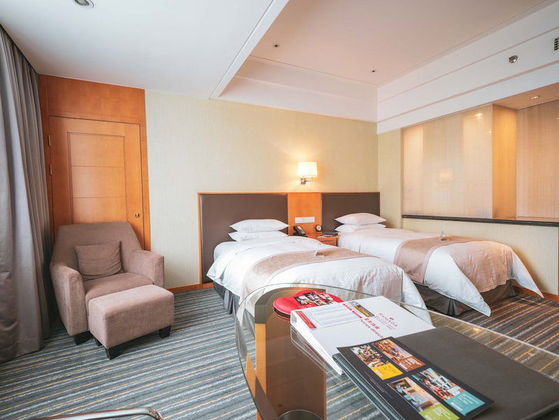 Ramada Plaza Shanghai Pudong Airport, Shanghai, China
