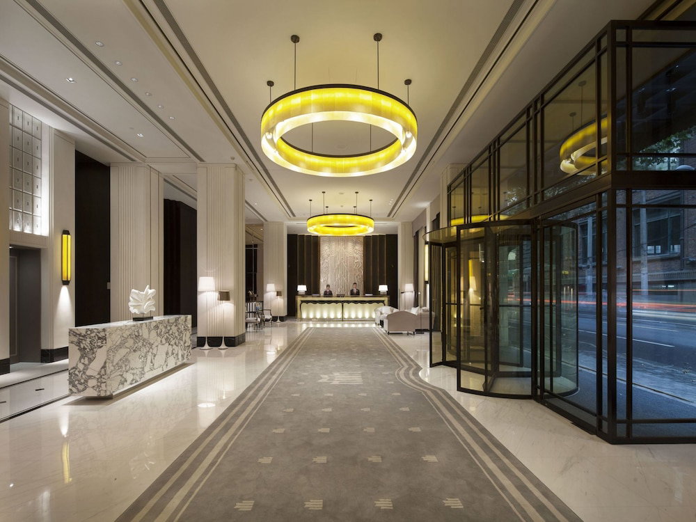 Golden Tulip Bund New Asia, China