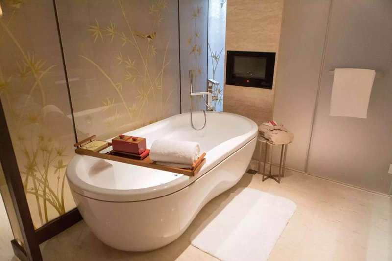 HUALUXE Shanghai Twelve At Hengshan by IHG, Shanghai, 中国