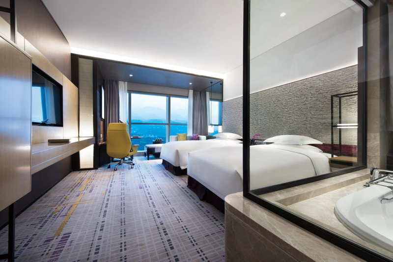 Crowne Plaza Baoji City Center by IHG, Baoji, China