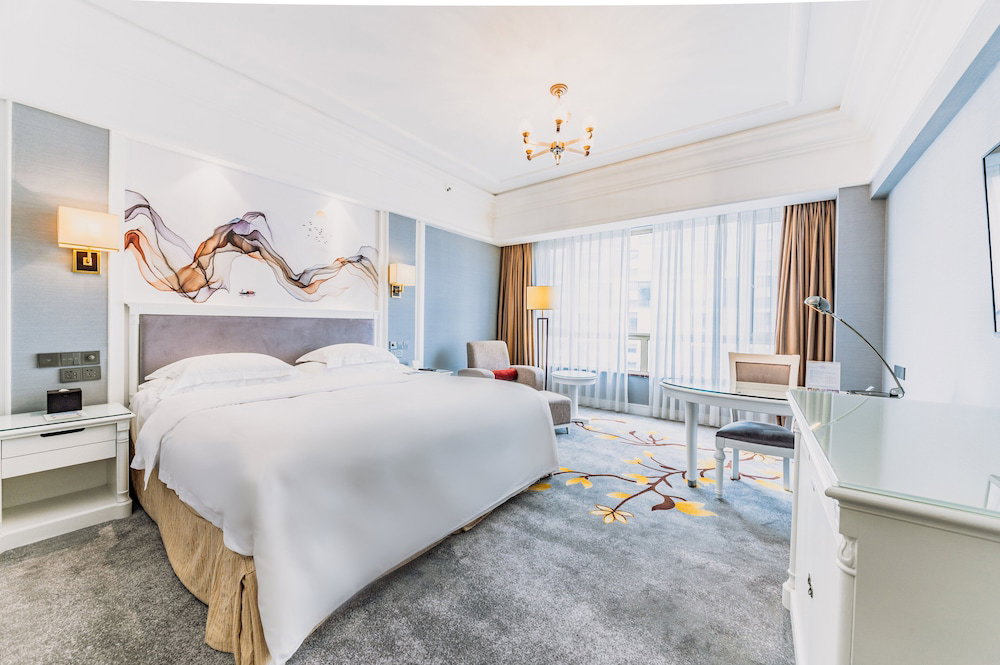 Crowne Plaza City Center Ningbo by IHG, China