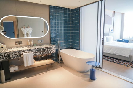 Holiday Inn Shanghai Pudong Airport by IHG, Shanghai, Chine