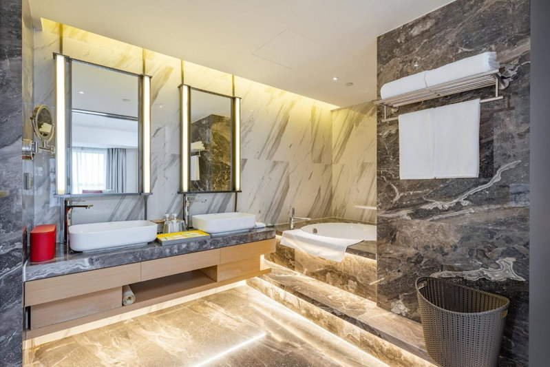 Holiday Inn Shanghai Huaxia by IHG, Shanghai, 中国