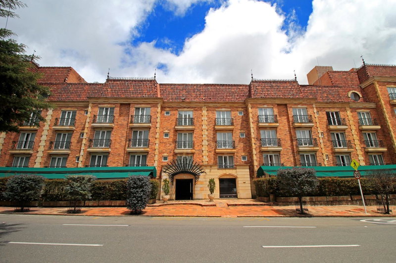 Hotel Windsor House Inn By GEH Suites, Bogota, Colombia
