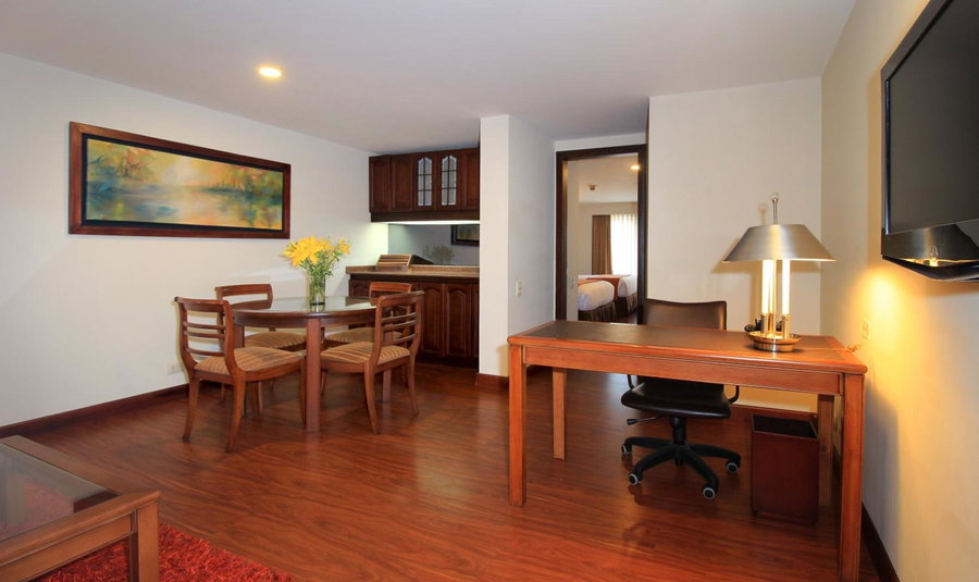 Hotel Windsor House Inn By GEH Suites, Bogota, Colombia