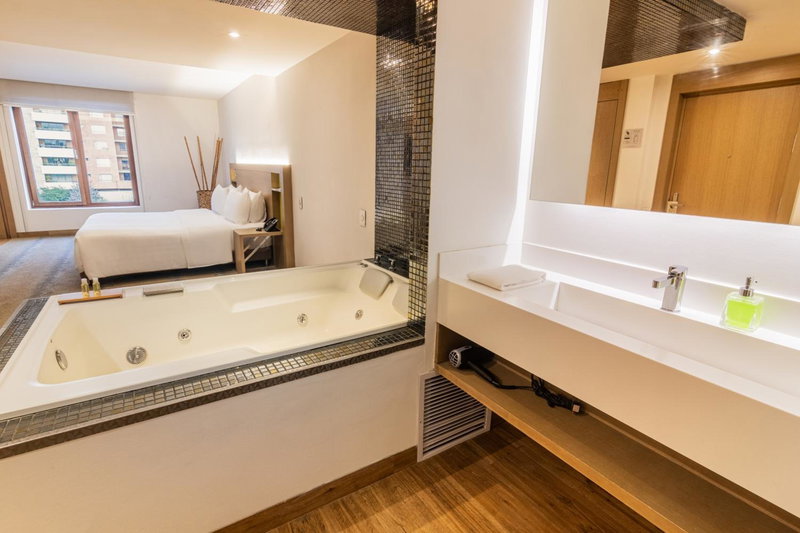Biohotel Organic Suites Bogotá Usaquén, Bogota, Colombia