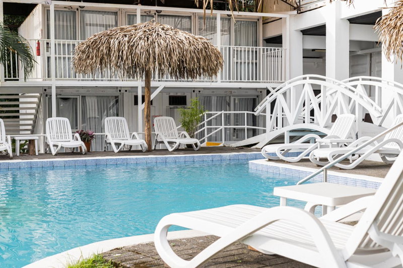 El Faro Containers Beach Hotel, Manuel Antonio, Costa Rica