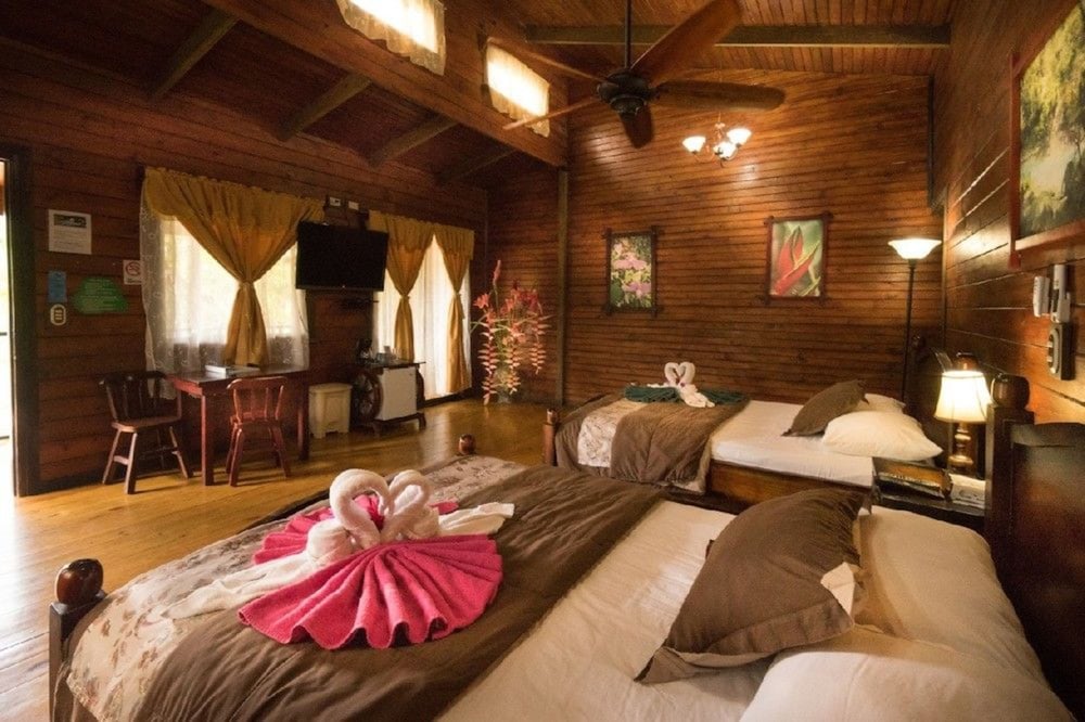 Hôtel · Blue River Resort & Hot Springs, Guayabo