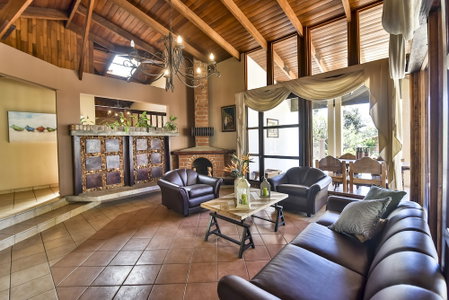 La Riviera Hotel B&B, Alajuela, Коста-Рика