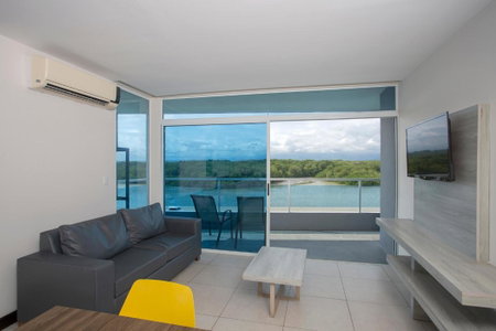 Puerto Azul Hotel, Chacarita, Costa Rica