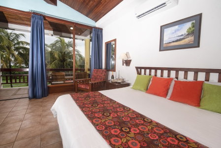 Nandel Beach Resort, La Cruz, Costa Rica