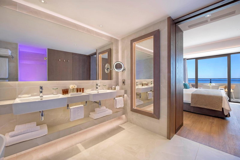 Amathus Beach Hotel Limassol, Germasogeia, Кипр