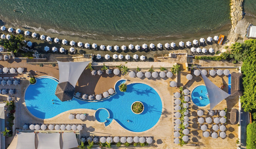 Royal Apollonia by Louis Hotels, Кипр