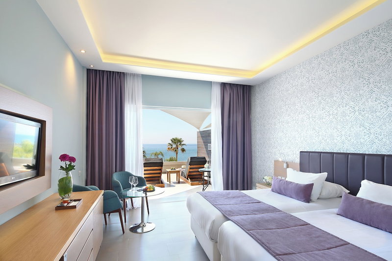 Royal Apollonia by Louis Hotels, Germasogeia, Кипр