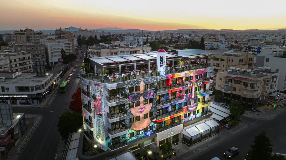 Отель · Rise Urban Art Hotel, Larnaca
