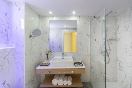 Leonardo Crystal Cove & Spa by the sea - Adults Only, Protaras, Chypre