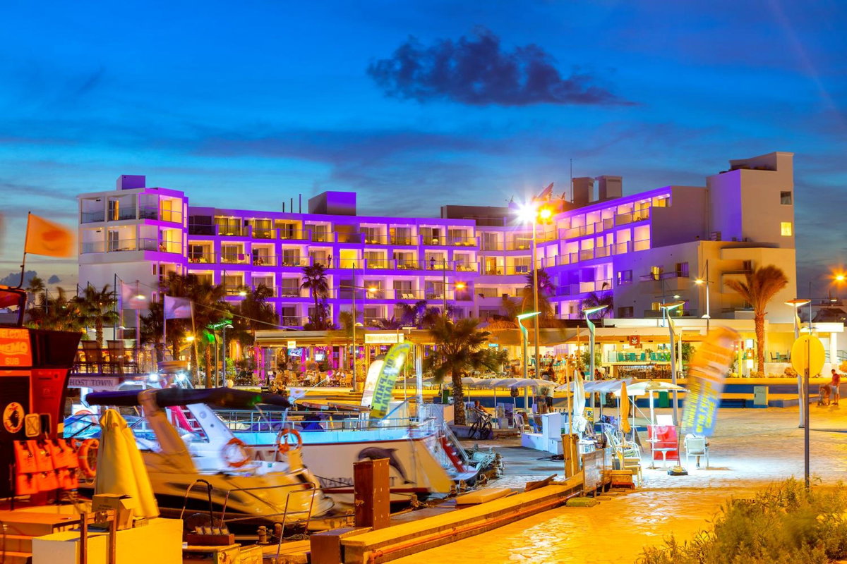 Limanaki Beach Hotel & Suites, Кипр