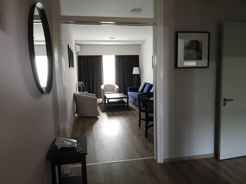 Sun Hall Beach Hotel Apts., Larnaca, Chipre
