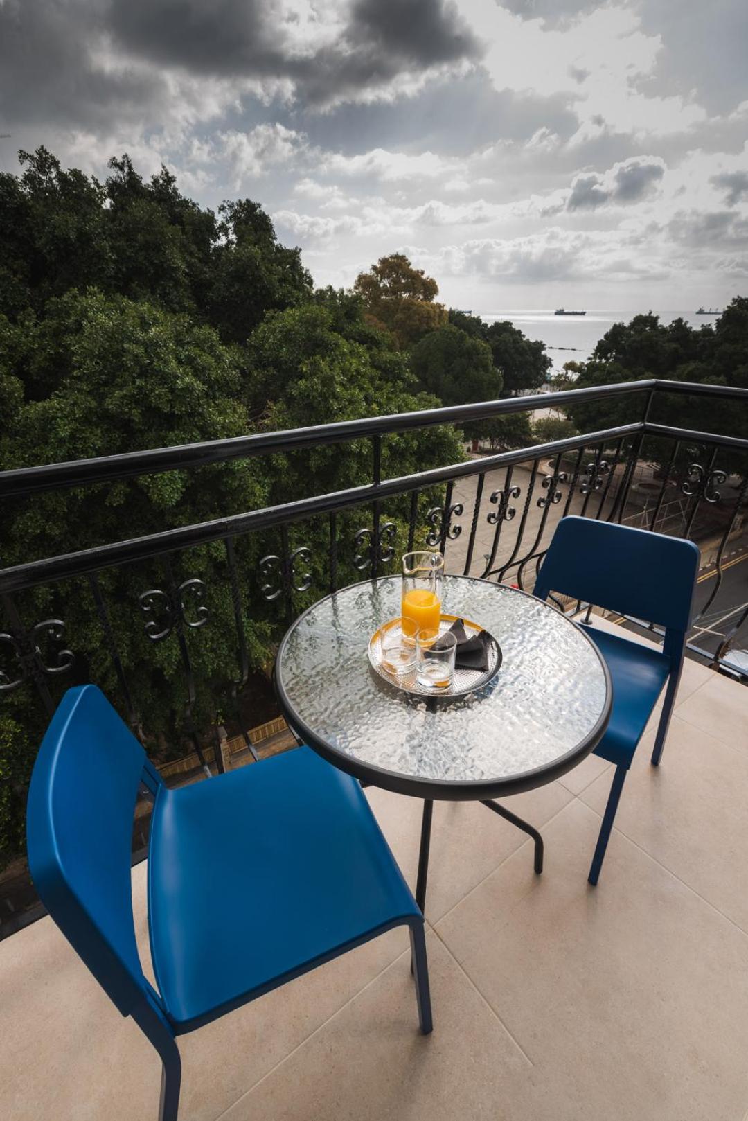 Chrielka Hotel, Кипр