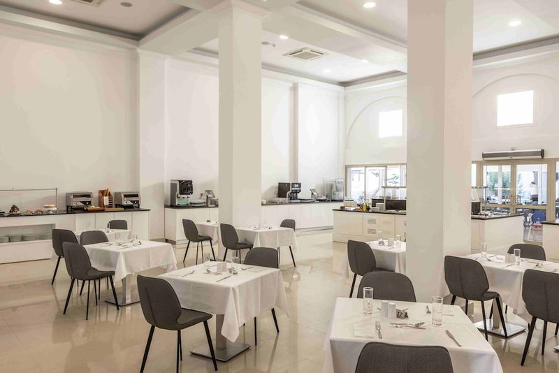 Kapetanios Aqua Resort, Paphos, Chypre