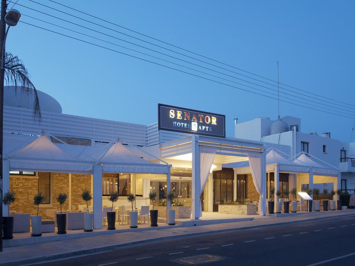 Отель · Senator Hotel Apartments - Adults Only, Protaras