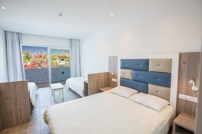 Stratovarius Nissi Rooms, Protaras, Cyprus