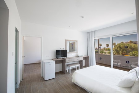 Stratovarius Nissi Rooms, Protaras, Cyprus