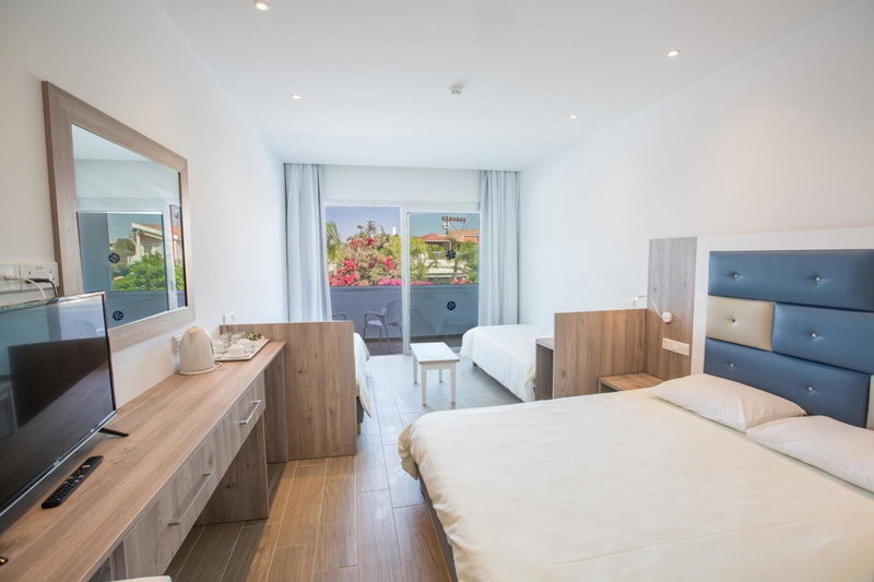Stratovarius Nissi Rooms, Protaras, Cyprus