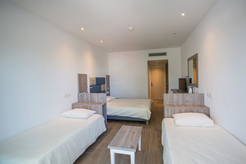 Stratovarius Nissi Rooms, Protaras, Cyprus