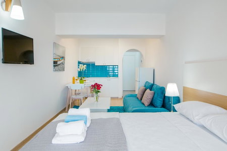 Stephanie Studios, Larnaca, Кипр