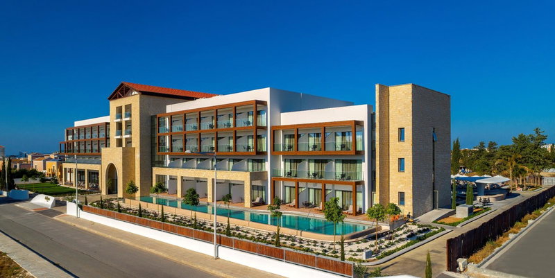 Aliathon Ionian, Paphos, Chypre