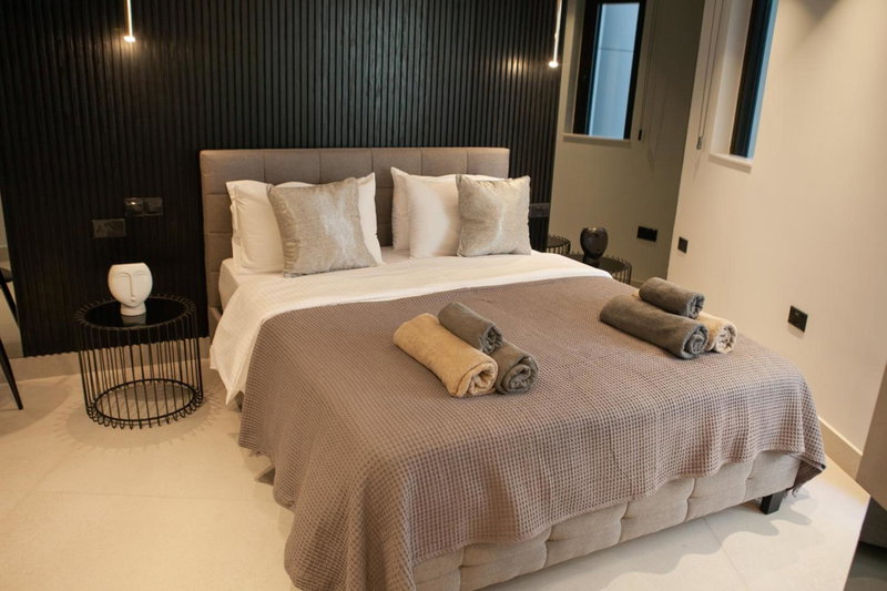 Raam Luxury Suites, Larnaca, Кипр