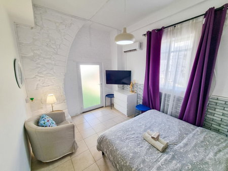 Aladdin's Hostel, Larnaca, Кипр