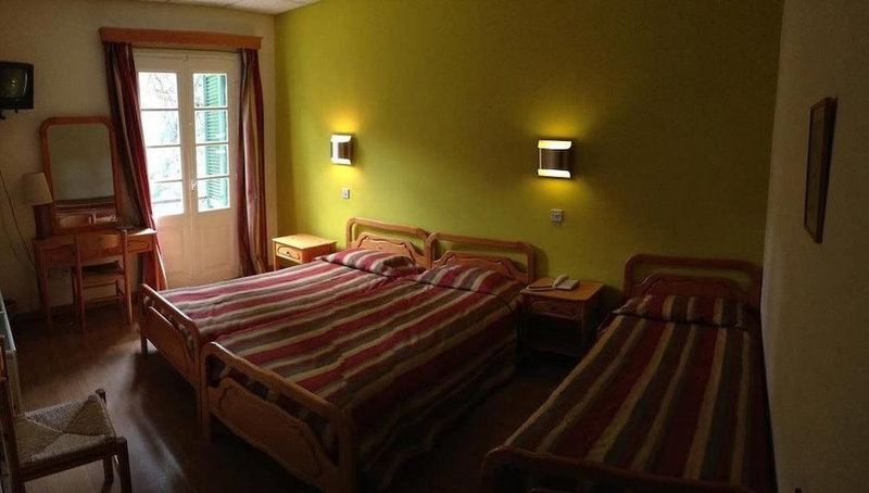 New Helvetia Hotel, Kato Polemidia, Кипр