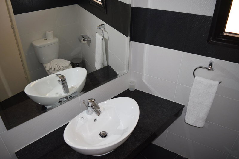 Anna Hotel Apartments, Paphos, Кипр