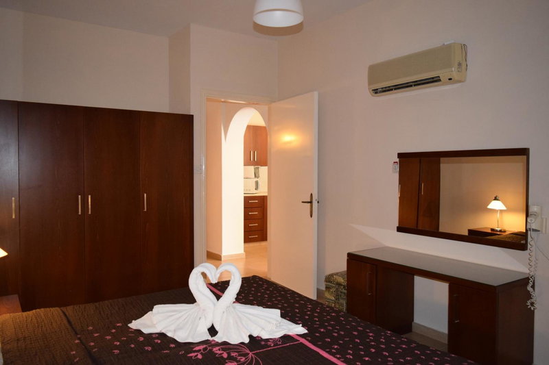 Anna Hotel Apartments, Paphos, Кипр
