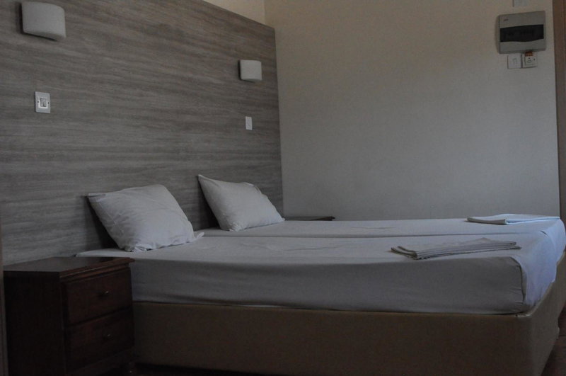 Tuck Inn, Larnaca, Кипр