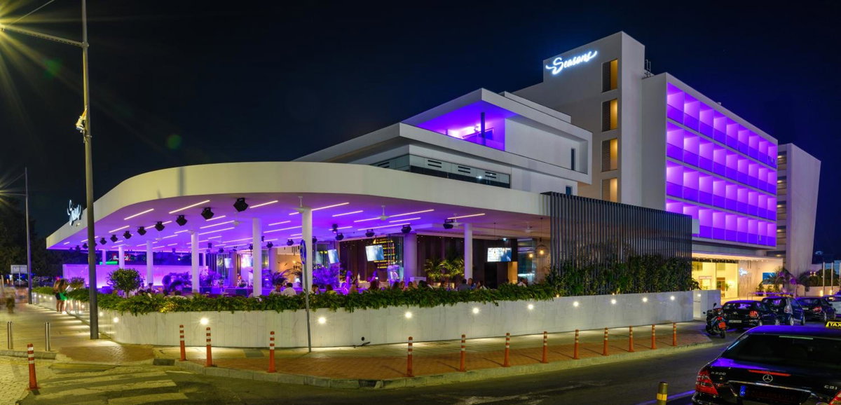 Seasons Hotel (Adults Only), Кипр
